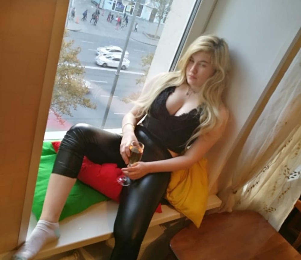 Индивидуалка Карина фото № 2 в городе Севастополь